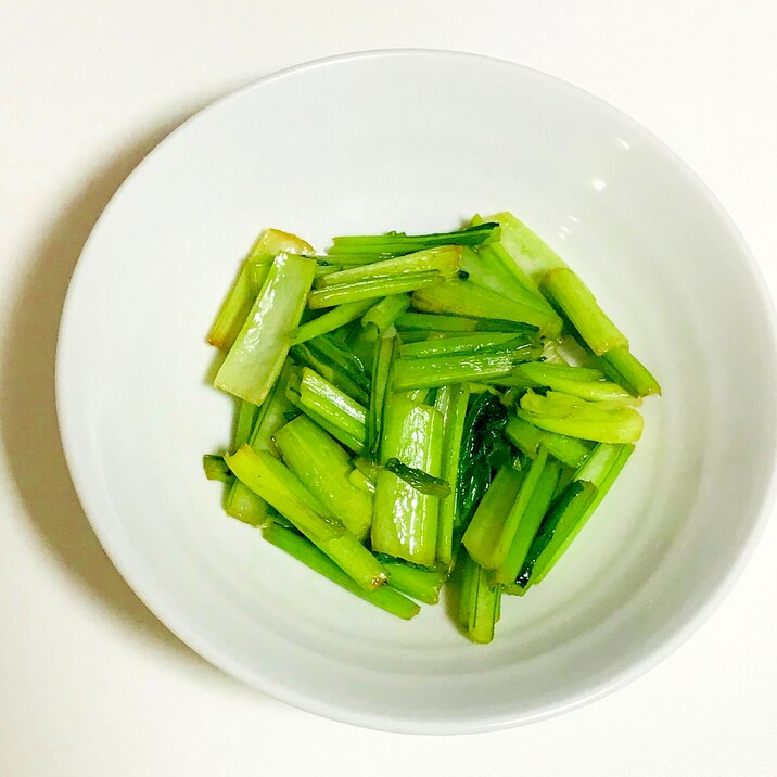 小松菜の茎のバター炒め レシピ 作り方 By Libre 楽天レシピ